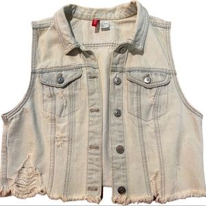 Light Wash Sleeveless Denim Jacket